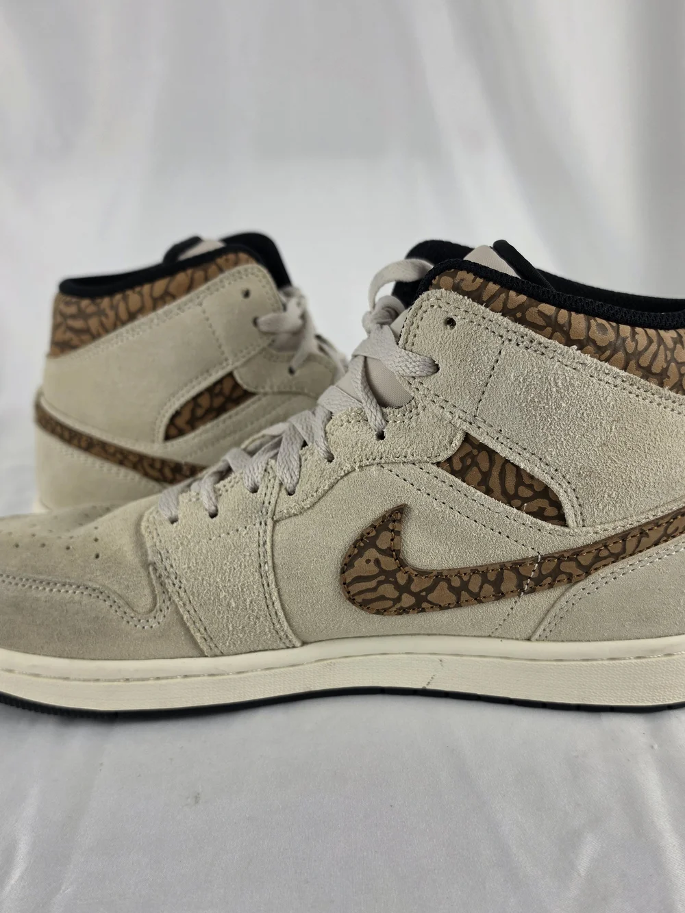 Nike Air Jordan 1 Mid SE Elephant Light Orewood DZ4129-102 Men's Size 10